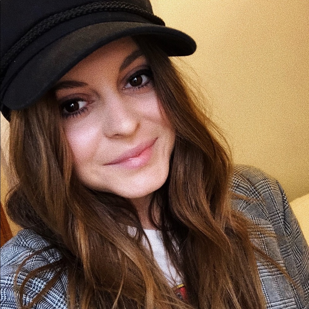 Meet your Posher, Shelby